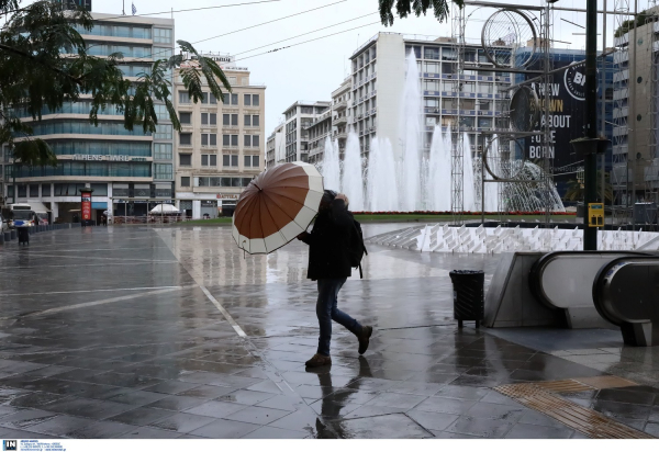 Επιδείνωση εξπρές του καιρού τις επόμενες ώρες: Στο... μάτι της κακοκαιρίας και η Αττική