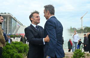 Μητσοτάκης: Bonjour, είναι πάντα καλό να επιβεβαιώνεις στην πράξη ότι έχεις ισχυρούς συμμάχους