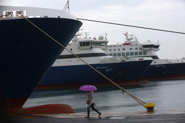 Απαγορευτικό απόπλου από Κυλλήνη λόγω ισχυρών ανέμων