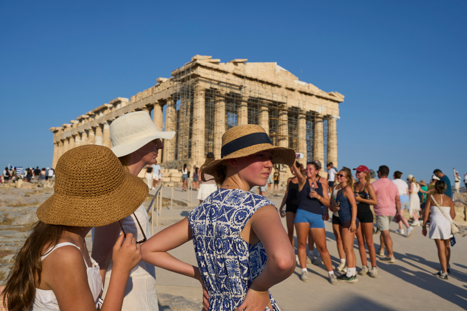 Κορυφώνεται το κύμα ζέστης το Σαββατοκύριακο: Έρχονται 40άρια και μελτέμια - «Κοκτέιλ» για νέες φωτιές