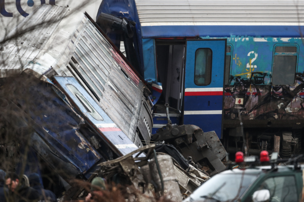 Τέμπη: Βρέθηκε το «μαύρο» κουτί του Intercity