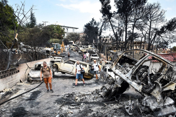 Τραγωδία δίχως τέλος στο Μάτι: Τους 100 έφτασαν οι νεκροί - Υπέκυψε 73χρονος εγκαυματίας