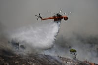 Μεγάλη φωτιά τώρα στο Ηράκλειο Κρήτης - Μήνυμα εκκένωσης από το 112