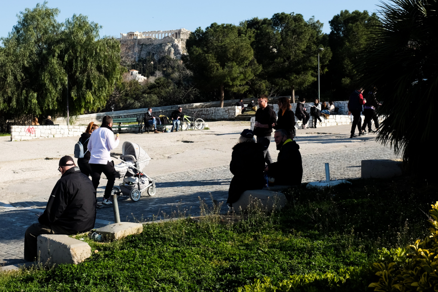 Καιρός: Κάλαντα και ψώνια της τελευταίας στιγμής με άνοδο της θερμοκρασίας - Που θα ρίξει βροχές