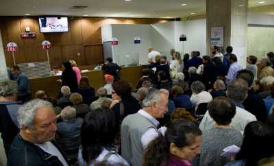 Πως μπορείτε να γλιτώσετε τις ουρές για τα τέλη κυκλοφορίας