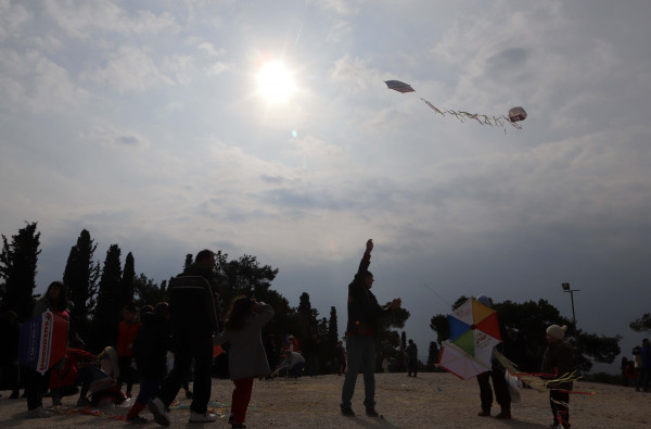 Ανοιξιάτικος ο καιρός την τελευταία Κυριακή της αποκριάς και την Καθαρά Δευτέρα - Βροχές και καταιγίδες από την Τρίτη