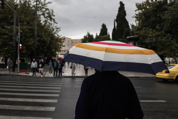 Βροχές, καταιγίδες και... πολλά μποφόρ, ο καιρός της Πέμπτης 30/12