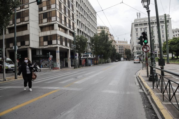 Είναι επίσημο: Παρατείνεται το «λουκέτο» στις επιχειρήσεις - Μέχρι πότε τα καταστήματα θα είναι κλειστά