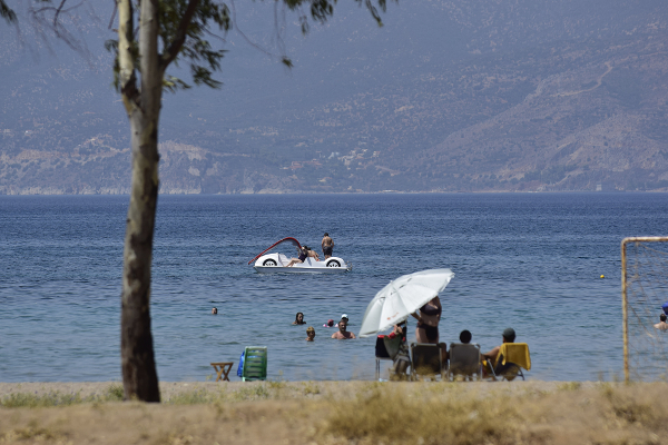 Καιρός: Σε ποιες παραλίες δεν θα έχει αέρα και κύμα (χάρτης)