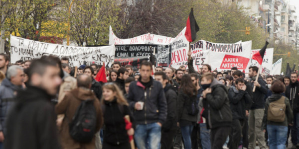 Έρχεται ο «αστυνομικός διαμεσολαβητής» στον νόμο για τις πορείες