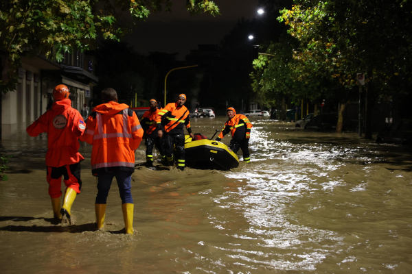 Η Ιταλία «χτυπιέται» από κακοκαιρία: Τρεις νεκροί και αρκετοί αγνοούμενοι