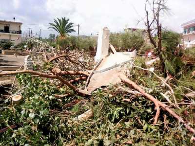 Κυβερνητικό κλιμάκιο αύριο στη Σκόπελο για τις καταστροφές 