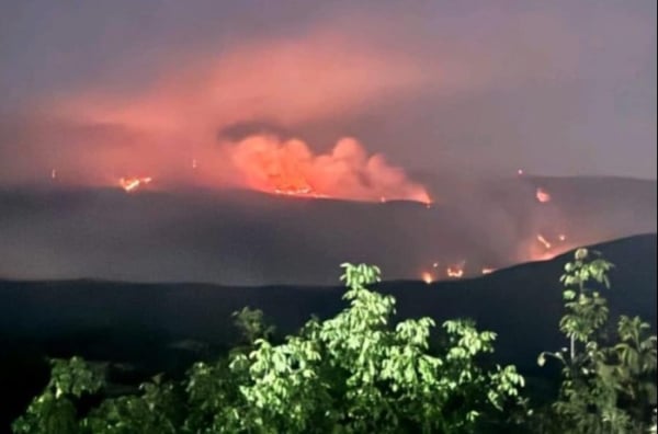 Οργή στις Σέρρες: Έναν μήνα καίει η φωτιά στο όρος Όρβηλος, από τις 9 Αυγούστου στο Μενοίκιο