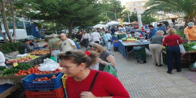 Διερεύνηση για τις άδειες υπαίθριου εμπορίου