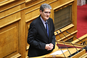 Γιαννούλης: «Ο ΣΥΡΙΖΑ παραμένει ενεργός και δεν χρειάζεται νέα εσωστρέφεια»