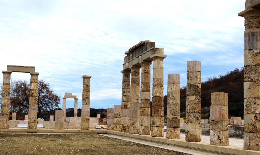 Σήμερα τα εγκαίνια του αναστηλωμένου ανακτόρου του Φιλίππου Β&#039;