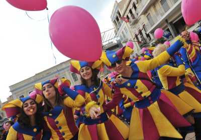 Με την καύση του καρνάβαλου και συναυλία «ρίχνει αυλαία» το καρναβάλι της Πάτρας