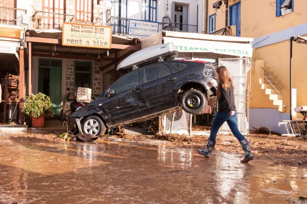 Εκτάκτως 2.000 κυβικά νερού στη Σύμη