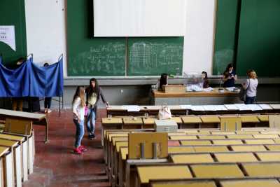 Μόλις 2 μόρια για τις μετεγγραφές πολύτεκνων φοιτητών