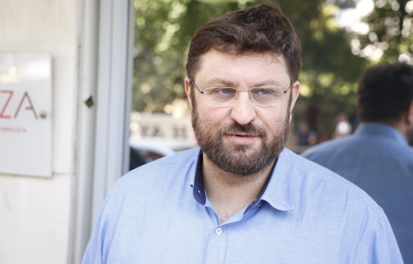 Ζαχαριάδης: Ο Τσίπρας πήρε ένα κόμμα με χρέη 8 εκατ. και παρέδωσε κόμμα χωρίς χρέη