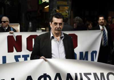 Μόνο στα «χαρτιά» η έκπτωση στις εισφορές για τους αυτοαπασχολούμενους