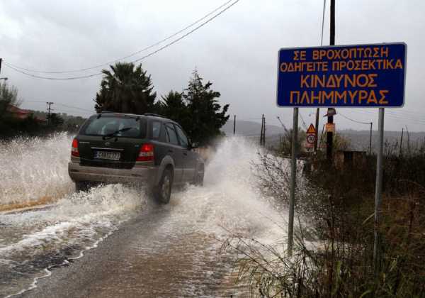 Τρίπολη: Νέες ζημιές σε καλλιέργειες και σπίτια από το καλοκαιρινό μπουρίνι