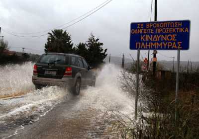 Τρίπολη: Νέες ζημιές σε καλλιέργειες και σπίτια από το καλοκαιρινό μπουρίνι