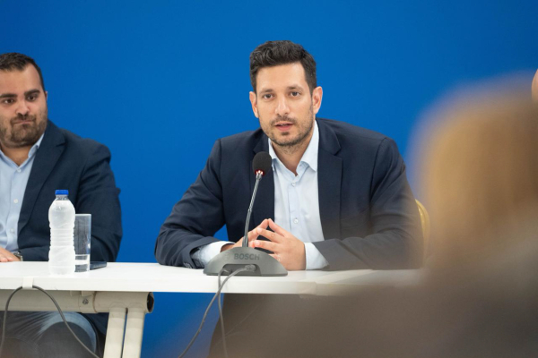 Καθυστερημένα επανα- λειτουργούν τα «γαλάζια» όργανα