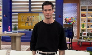 Απόστολος Ροϊλος: Όσα είπε για το «Μπαμπά, σ’ αγαπώ» και τη συνεργασία του με τα παιδιά