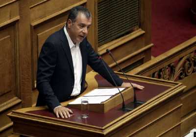 Θεοδωράκης: Στελέχη σας είναι άνθρωποι του Τσοχατζόπουλου