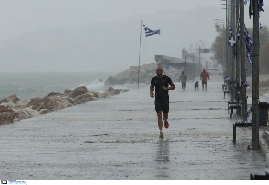 Έρχεται κακοκαιρία - εξπρές: Πού αλλάζει ραγδαία ο καιρός με καταιγίδες και ισχυρούς ανέμους