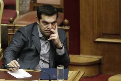 «Ο κακός χαμός» στη Βουλή για τον διδάκτορα Τσίπρα