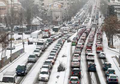 Χάος στη Θεσσαλονίκη από το χιόνι