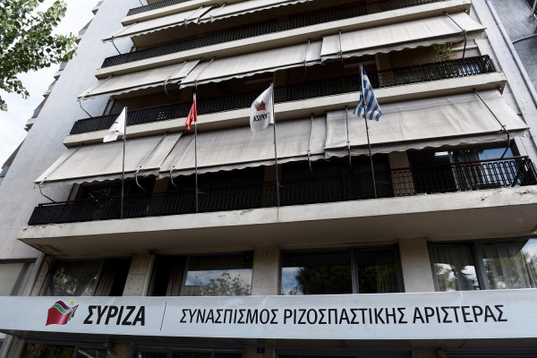 Πηγές ΣΥΡΙΖΑ: Ρεσιτάλ υποκρισίας και εξαπάτησης από τον Μηταράκη