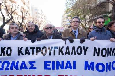 Ασφαλιστικό: Στην αντιπροσωπεία της Κομισιόν επιστήμονες και επαγγελματίες