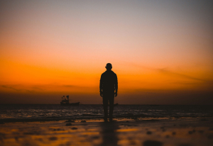 Οι πιο μοναχικοί άνθρωποι στις περισσότερες οικογένειες δεν είναι αυτοί που ζουν μόνοι