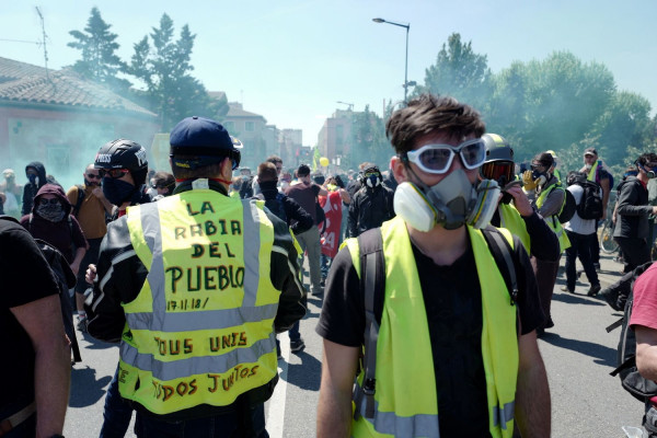 Γαλλία: Περισσότερες από 250 συλλήψεις μετά από διαμαρτυρία των «κίτρινων γιλέκων»