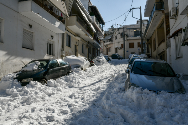 Το παγωμένο αποτύπωμα της... «Ελπίδας»: Κατάσταση «εκτάκτου ανάγκης» σε Αττική και Κρήτη - Ο καιρός της Πέμπτης