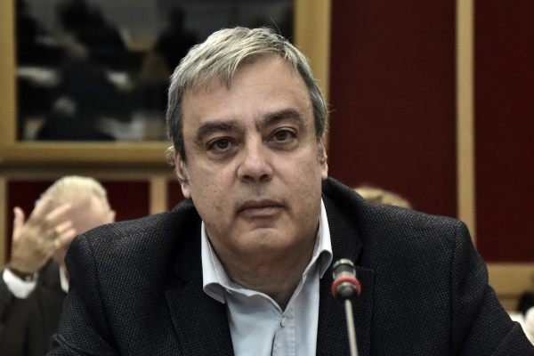 Κασσελάκης: «Παράτυπη η ψήφος Βερναρδάκη στην πρόταση μομφής» - Ο πρώην υπουργός του απαντά με Μακιαβέλι