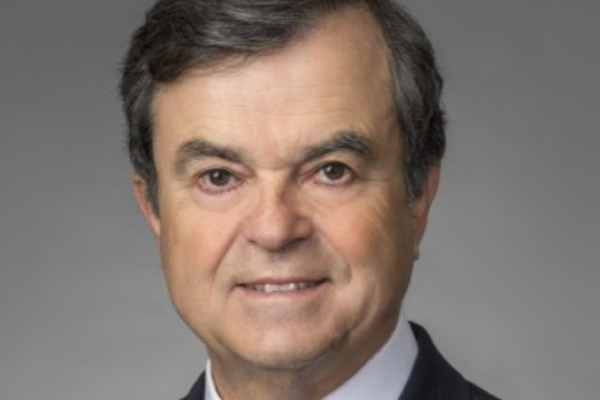 U.S. Audit Regulator Jim Logothetis Heads to Athens as Greece Deepens Capital-Market Dialogue