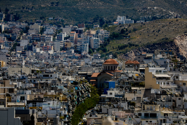 Ακίνητα: Μαζικές μεταβιβάσεις για να προλάβουν τις νέες αντικειμενικές αξίες - Ποιοι έχουν απαλλαγή φόρου