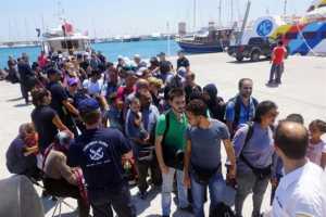 ΟΗΕ «Πλήρες χάος» στα ελληνικά νησιά από τη μετανάστευση