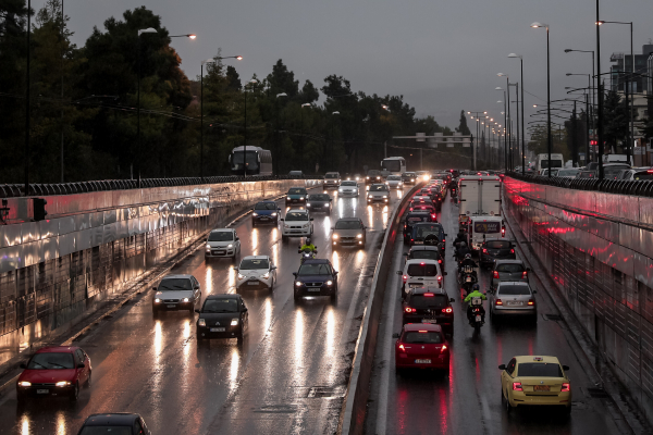 Μέσω gov.gr η πληρωμή για τις μεταβιβάσεις αυτοκινήτων