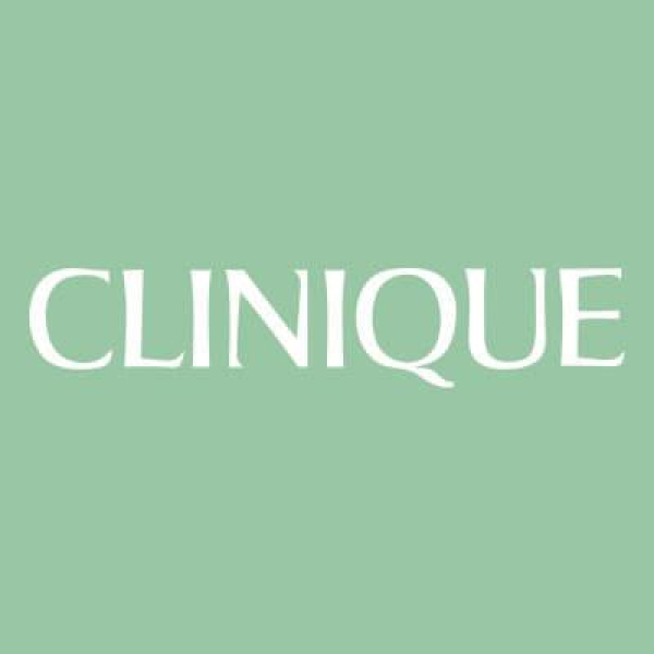 Clinique για καλλυντικά με βενζόλιο: Τι απαντά η εταιρεία για την ελληνική αγορά