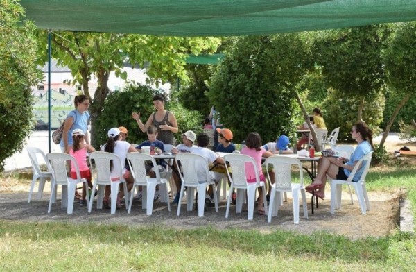 Πάτρα: Ξεκινά και φέτος η Ημερήσια Παιδική Κατασκήνωση στην πλαζ του ΕΟΤ και στα Ροΐτικα