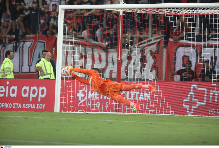 Ολυμπιακός - Απόλλων Λεμεσού 1-1: Πρόκριση - θρίλερ με γίγαντα Βάτσλικ στα πέναλτι