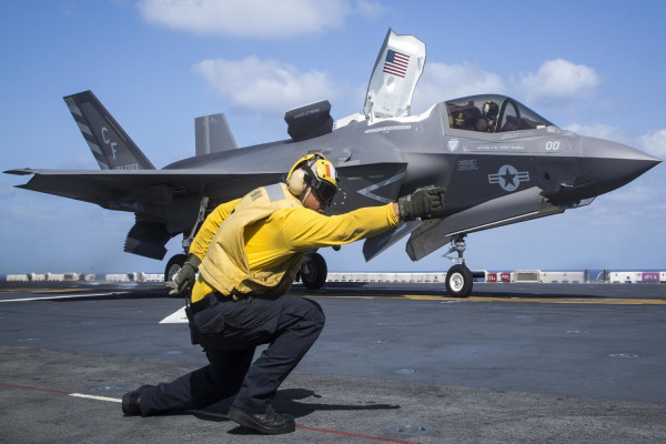 Photo: EPA/US MARINE CORPS/CPL. FRANCISCO J. DIAZ JR. HANDOUT