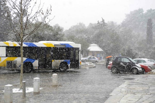 Κακοκαιρία Ελπίδα: Πώς κινούνται μετρό, ηλεκτρικός και τραμ