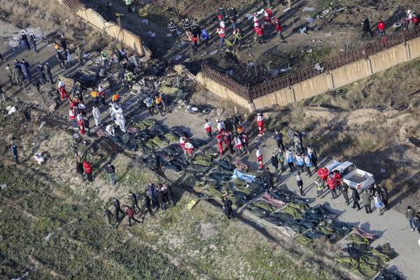 Ιράν: Βρέθηκε το μαύρο κουτί του αεροσκάφους - Βίντεο σοκ από την πτώση του