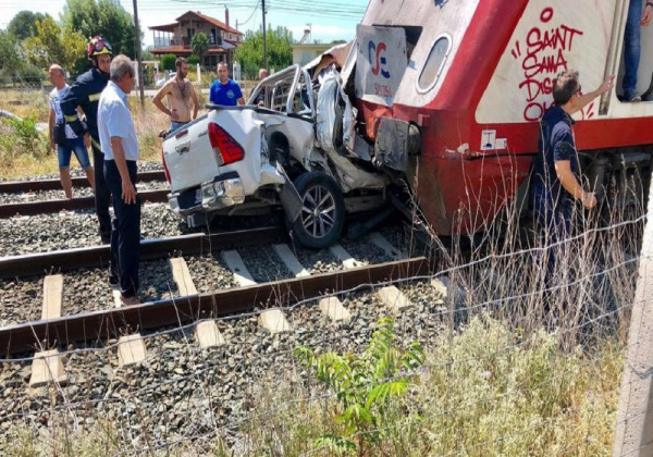 Τραγωδία στα Διαβατά: Βίντεο-ντοκουμέντο από τη μάχη των διασωστών να απεγκλωβίσουν την έγκυο